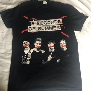 5sos tour shirt